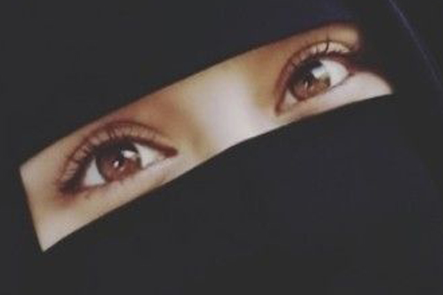 صورة الخطابة أم شهد